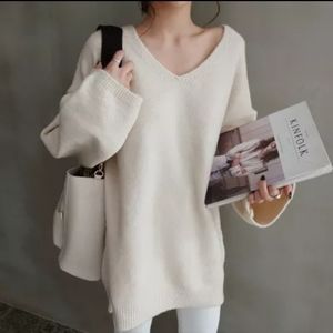 Oversized fall/winter sweater/knit pullover one-size